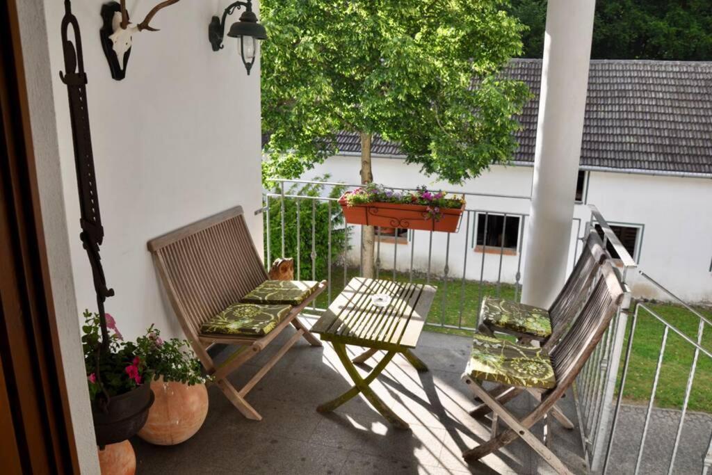 Koebelerhof - Stilvoll Eingerichtete Landwohnung Kordorf Esterno foto